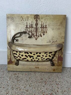 Metal Leopard Clawfoot Bath Wall Art